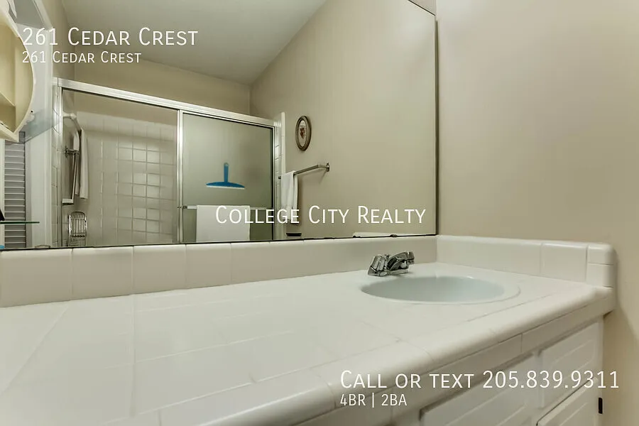 261 Cedar Crest — Photo 4