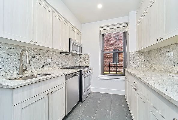 1st image of 10 W 65th St #4GH