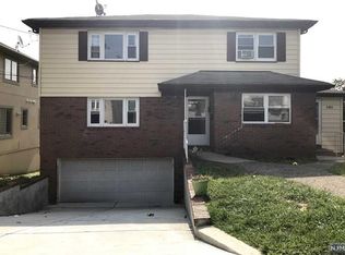 1164 14th St, Fort Lee, NJ 07024