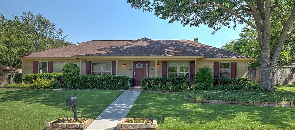 1st image of 4729 Cinnamon Hill Dr