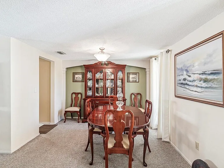 3708 Springfield Dr — Photo 9