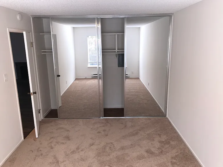 1501 Ralston Apartments — Photo 18
