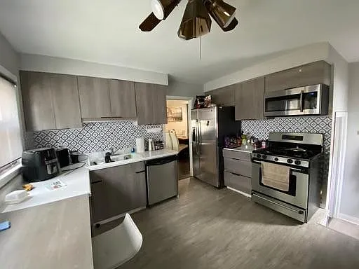 3610 Sarah St photo 1