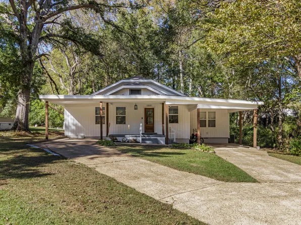 1809 Martin Hill Dr, Tupelo, MS 38804