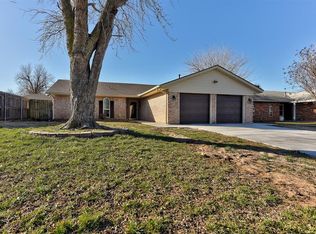 924 Clear Crk, Yukon, OK 73099