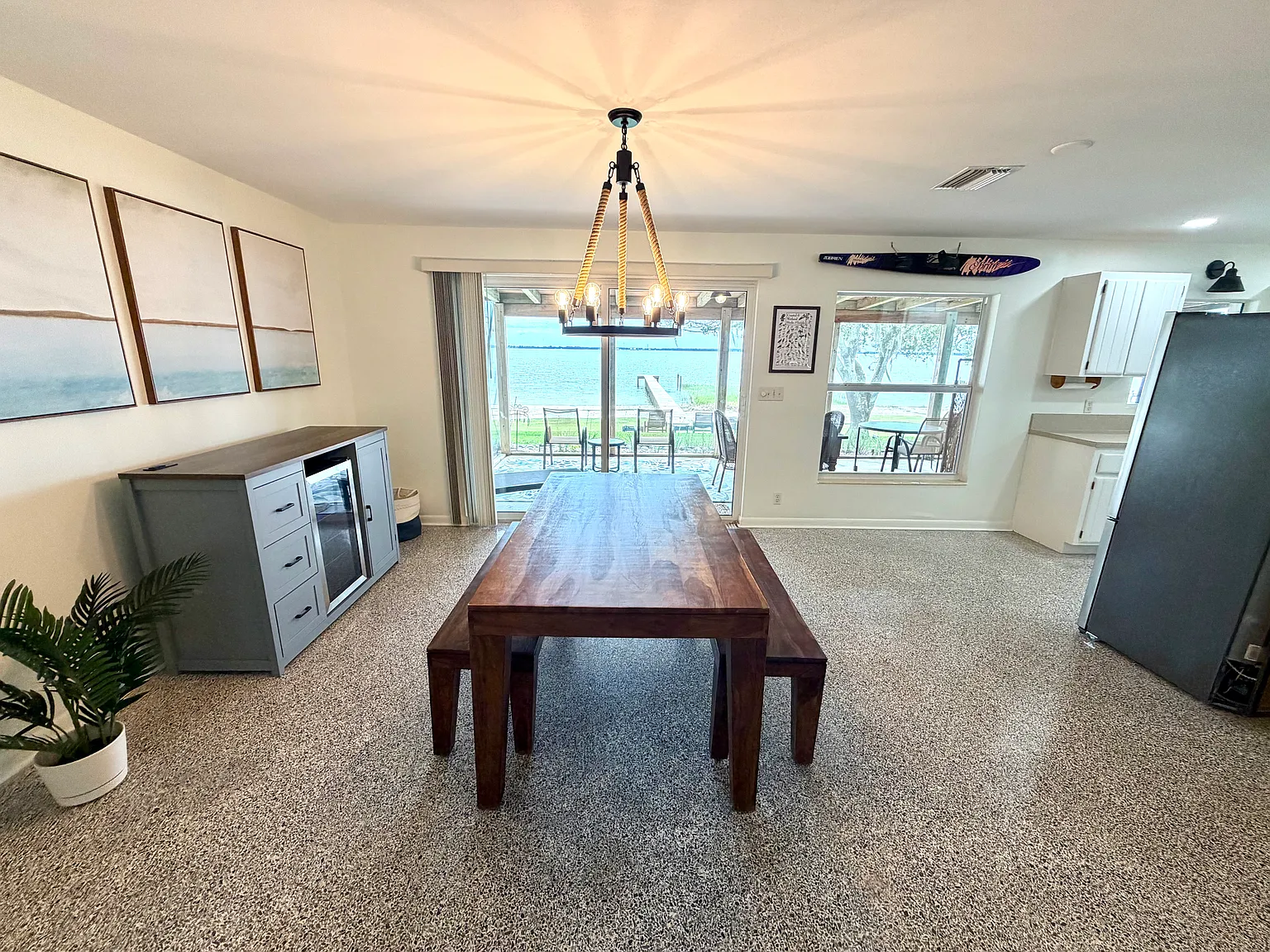 2919 Placid View Dr — Photo 4