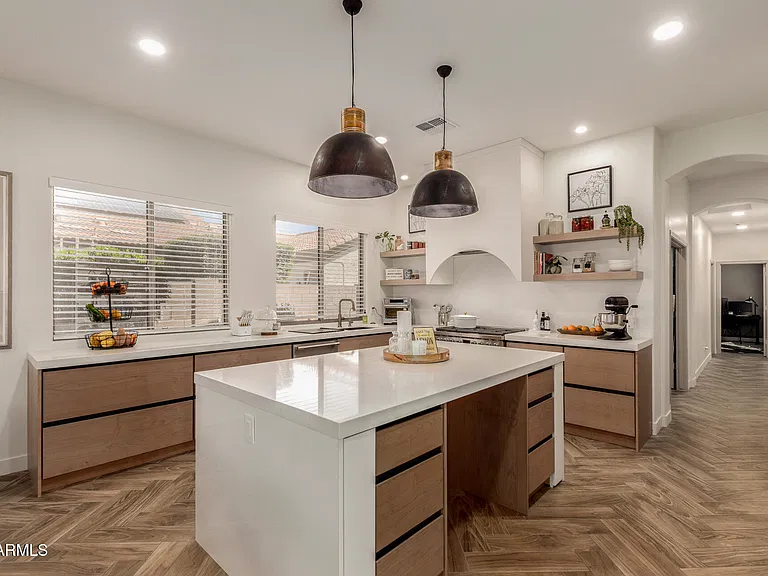 10502 E Posada Ave — Photo 11
