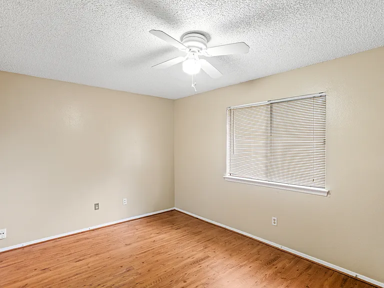 7254 Flaming Forest St — Photo 5