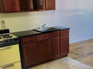 378 McGuinness Blvd STE 2, Brooklyn, NY 11222