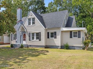 415 Bordeaux St, Jacksonville, NC 28540