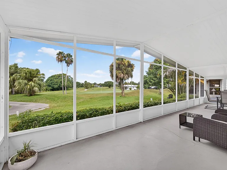 7640 SE Shenandoah Dr — Photo 46