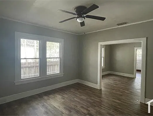 3 bed, 1200 sqft, $1,300 — Photo 3
