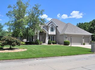 53420 Pheasant Ridge Dr, Bristol, IN 46507