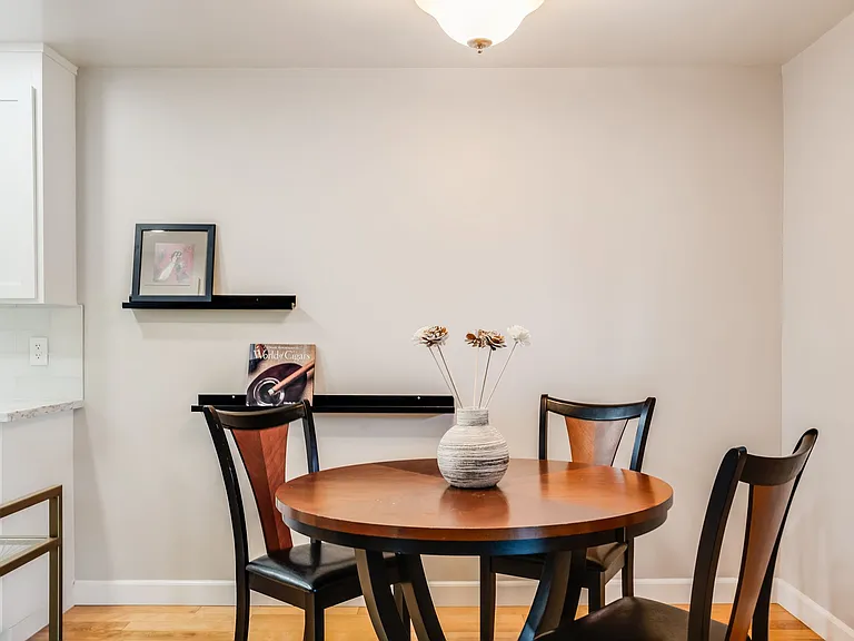 21 Willow Rd #33 — Photo 14