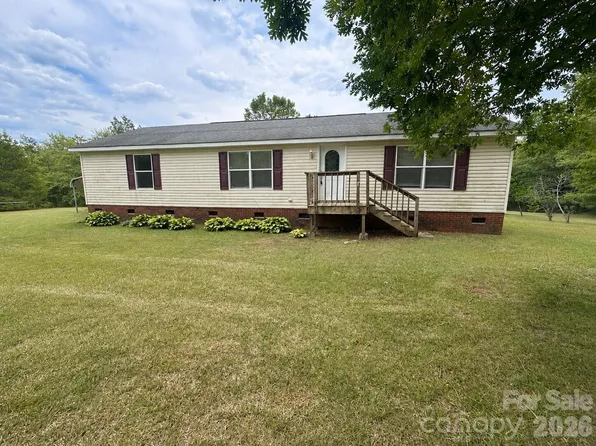 4506 Logging Rd, Lancaster, SC 29720