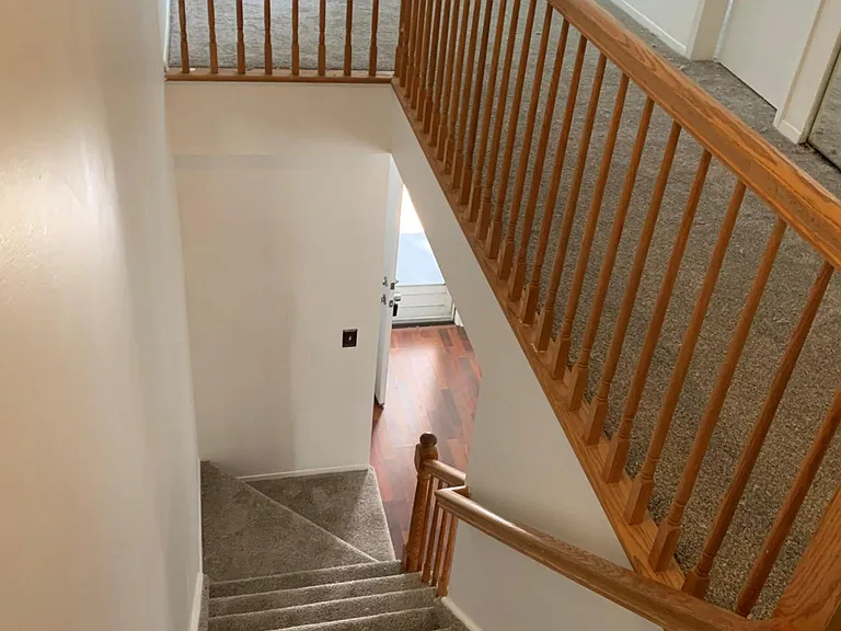 503 Sara Cir — Photo 2