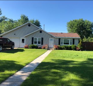 418 3rd Ave S, New Rockford, ND, 58356