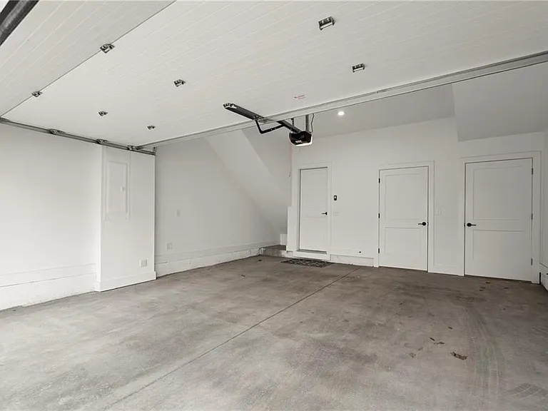 146 Chestnut Cir — Photo 15