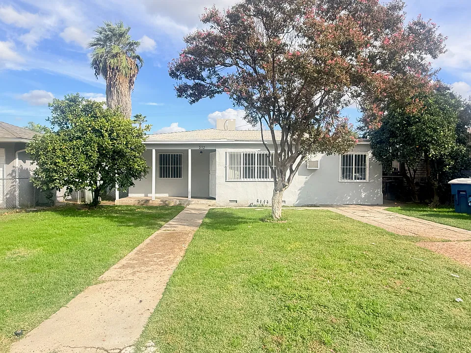 312 N Humboldt Ave