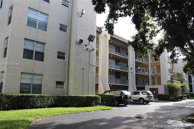 1st image of 9235 Lagoon Pl APT 312