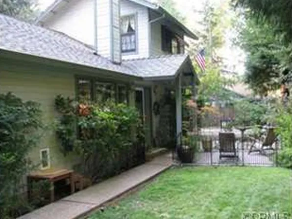 13828 Andover Dr, Magalia, CA 95954