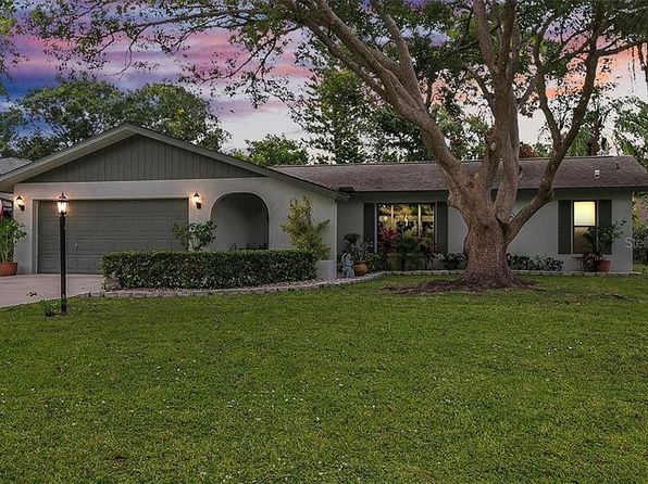 4811 79th Avenue Plz E