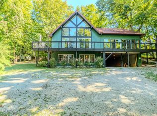 1411 Ridge Rd, Caryville, TN 37714