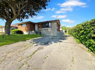 1363 Park Rd S, Oshawa, ON L1J4K3