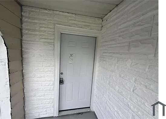 419 Brooklyn Ave — Photo 2