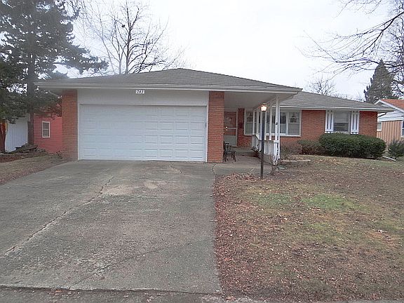 2nd image of 743 N Glenwood Pl