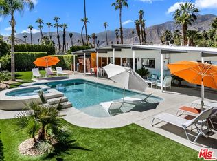 610 S Compadre Rd, Palm Springs, CA 92264
