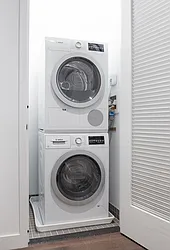 Rented by MaxInvest Real Estate, Inc.