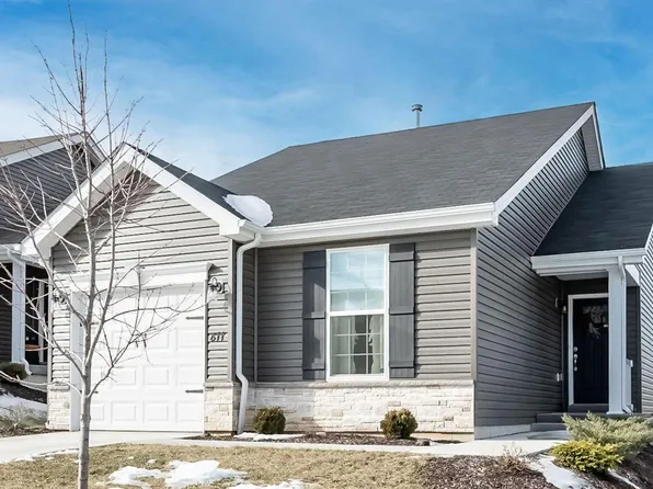 877 Black Bear Dr, House Springs, MO 63051