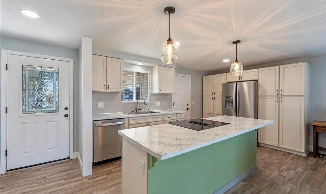 1338 Banner Dr — Photo 3