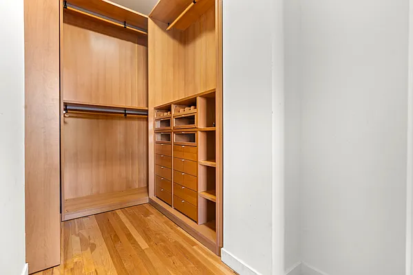 Rented by Compass | media 12