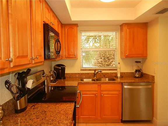2nd image of 960 La Costa Cir Unit 4