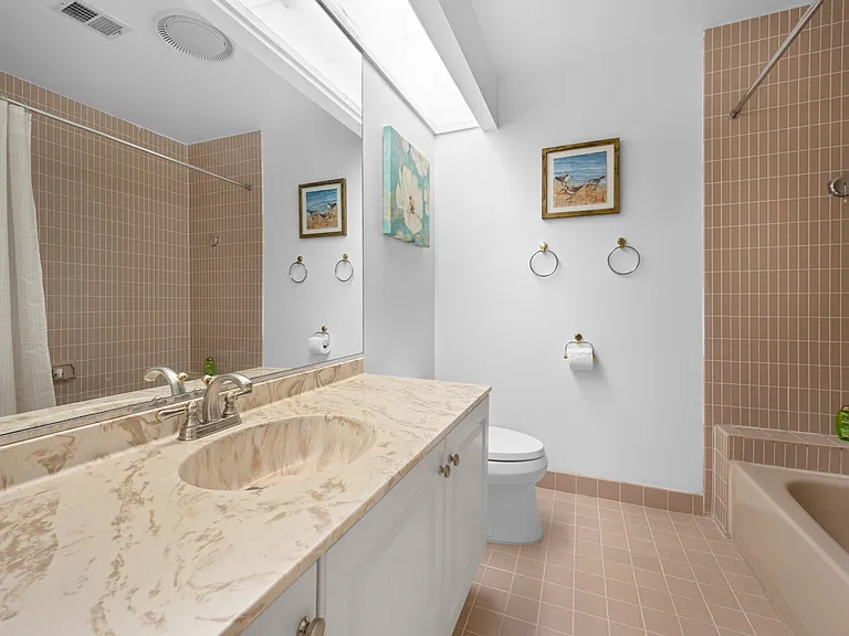 110 Estate Dr — Photo 11