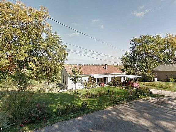 3rd image of 908 Hagemann St