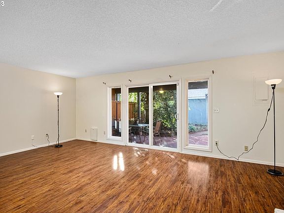 5th image of 13503 NE 19th St