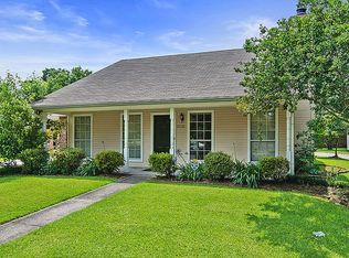 2530 Fairham Dr, Baton Rouge, LA 70816