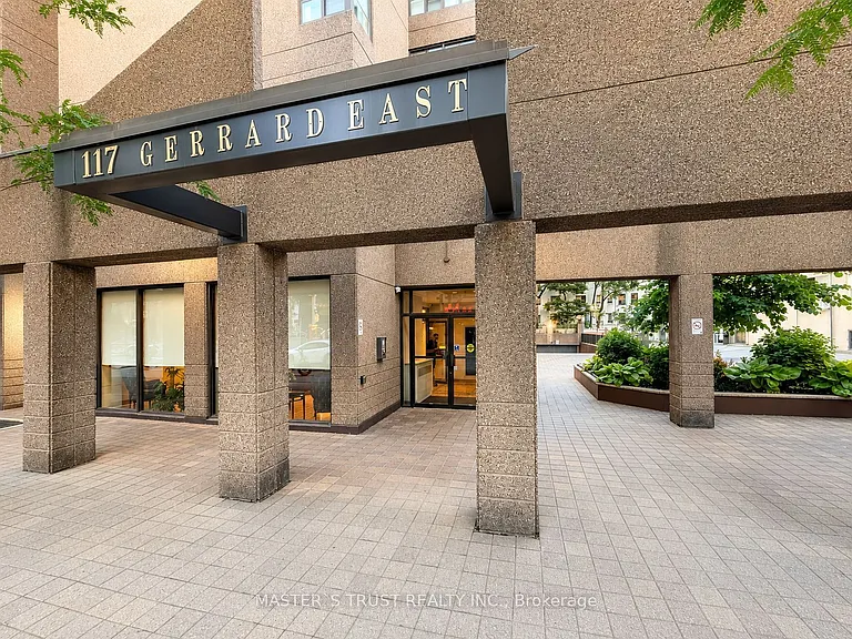117 Gerrard St E #413 — Photo 1
