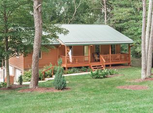 31252 Deerfield Dr, Logan, OH 43138