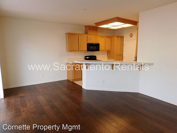 5th image of 3225 Torrance Ave