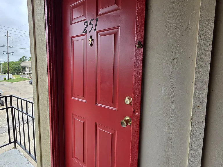 610 Montgomery Dr #SO251 — Photo 7