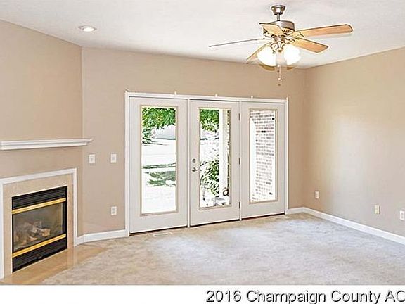 3rd image of 3854 Thornhill Cir