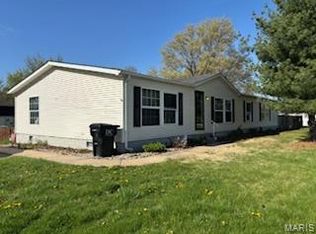 110 Trackside Farm Rd, Troy, MO 63379