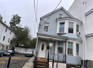 375 S 19th St, Newark, NJ 07103