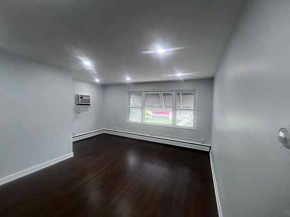 AC Unit, lots of light