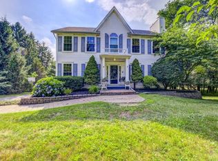 9 Kettle Ct, Newburgh, NY 12550