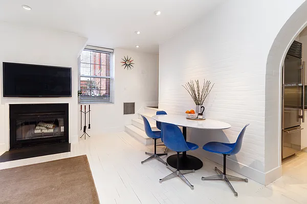 Sold by Owner | media 15